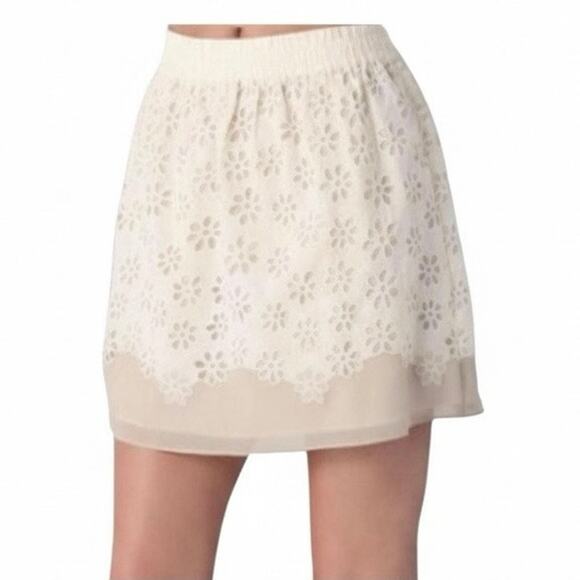 nwt Club Monaco Lorie Antique Eyelet Skirt Ivory size US 6 Short Round - Picture 7 of 7